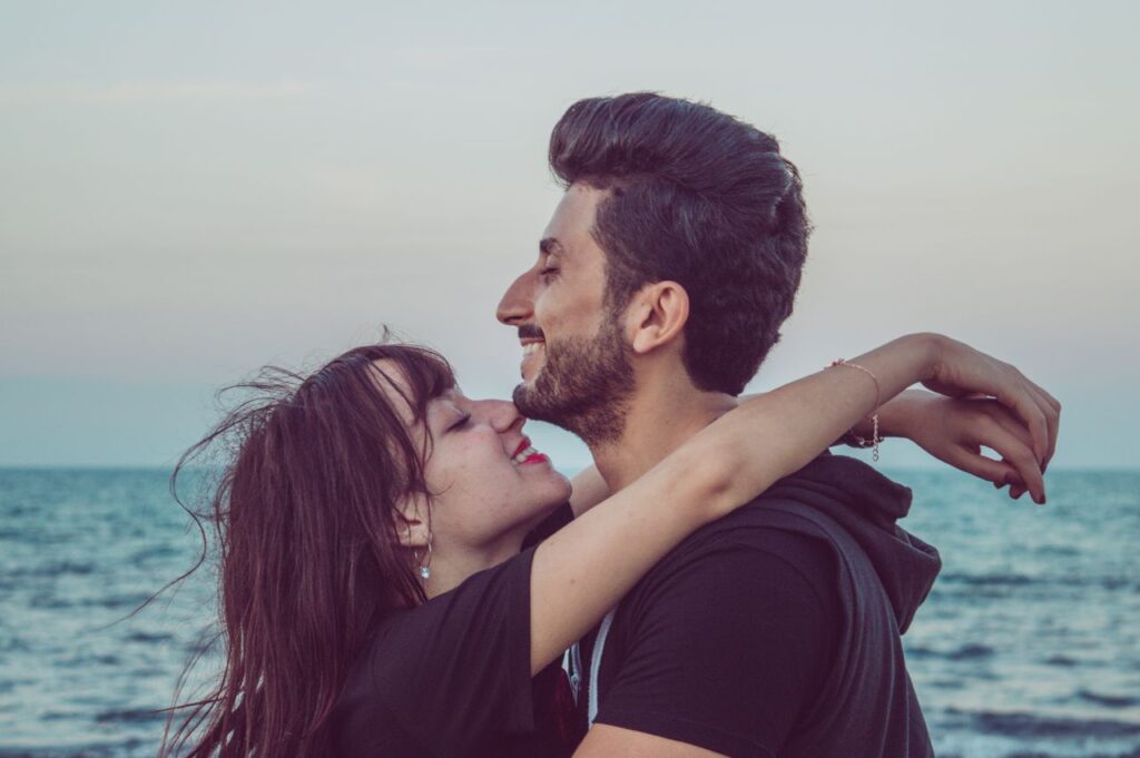 Pourquoi on répète les mêmes schémas relationnels ?